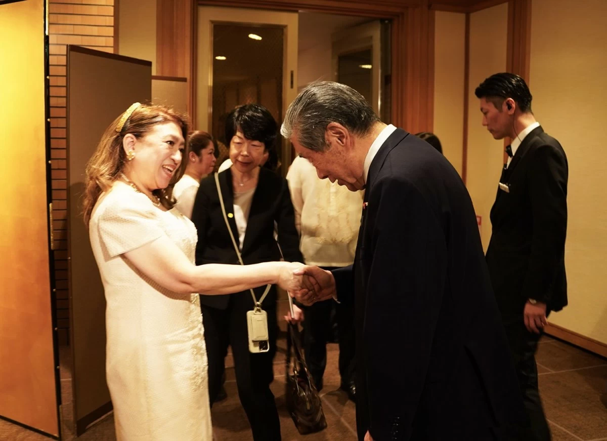 The Honorable Hiroshi Moriyama, Secretary-General of the Liberal Democratic Party and Chairman of the Japan-Philippines Parliamentary Friendship League extended congratulations to Ambassador Mylene J. Garcia-Albano on the 127th Anniversary of the Proclamation of Philippine Independence at the diplomatic reception on June 12, 2025 in Tokyo.