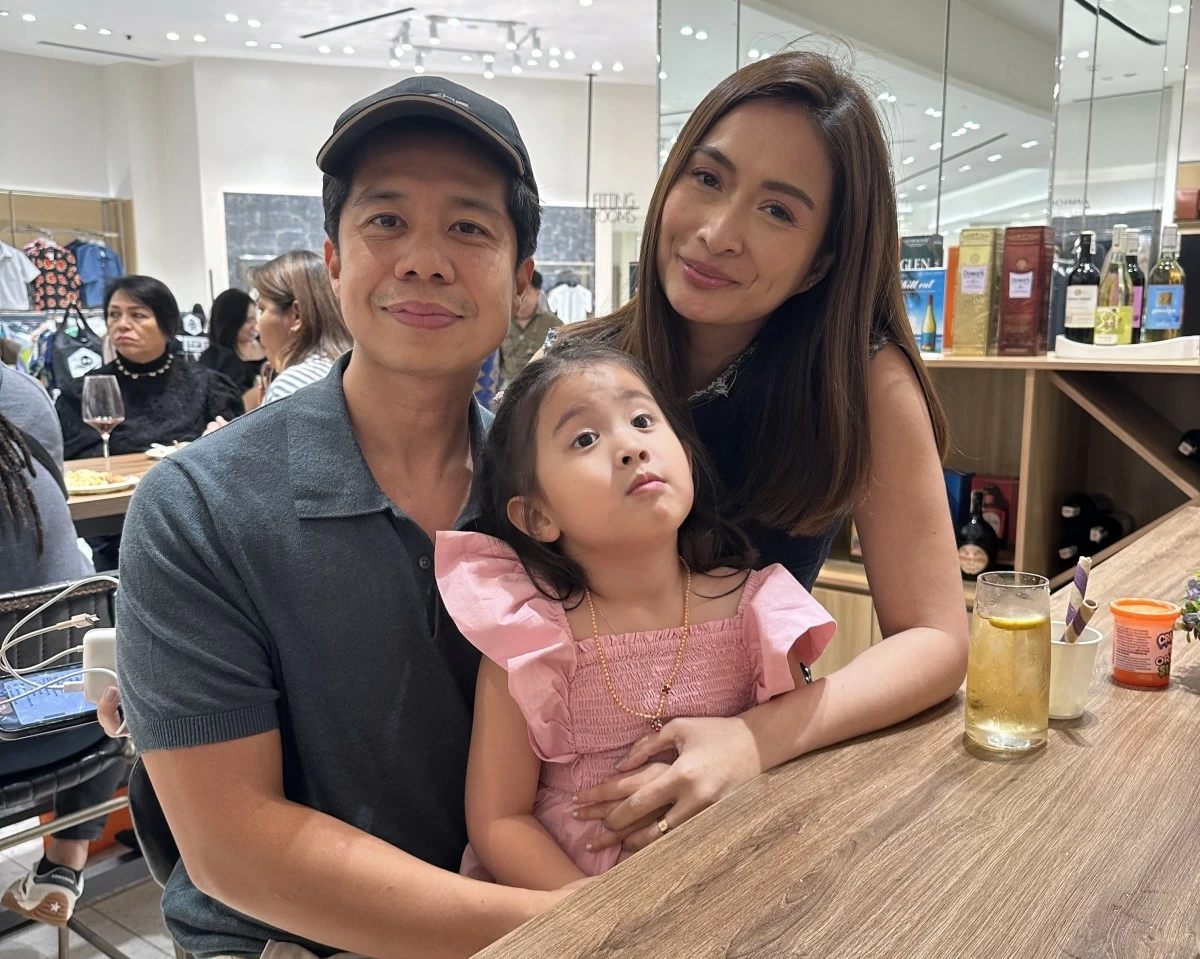 Jason Choachuy, Phoemela Barranda, and Illya