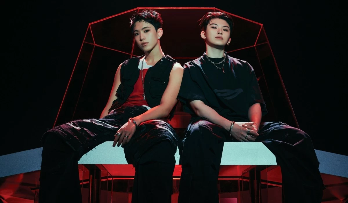 Seventeen's Hoshi and Woozi (X) 