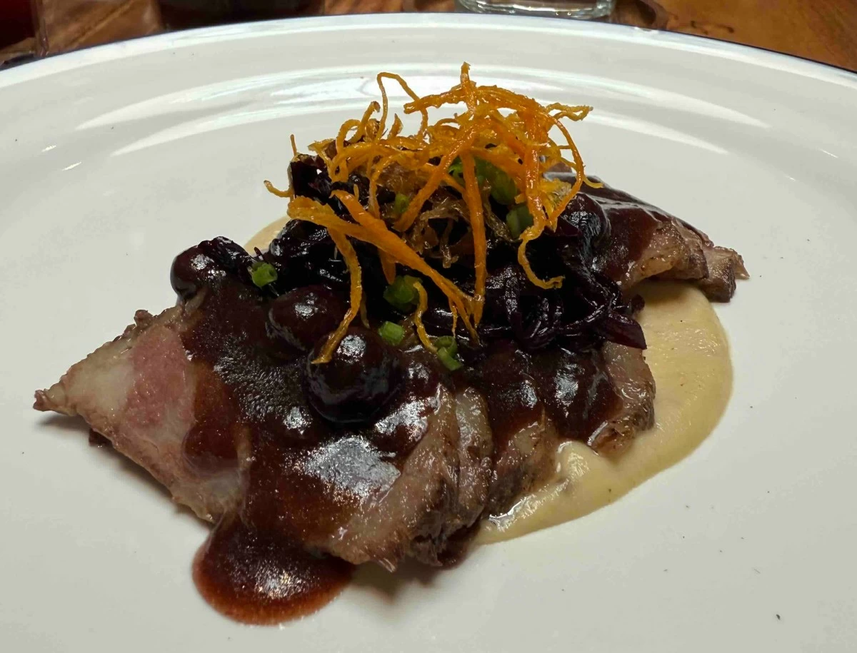 Berry Bistek Blueberry-tinged gravy added a bit of rich sweetness to the Wagyu Short Rib Bistek. 