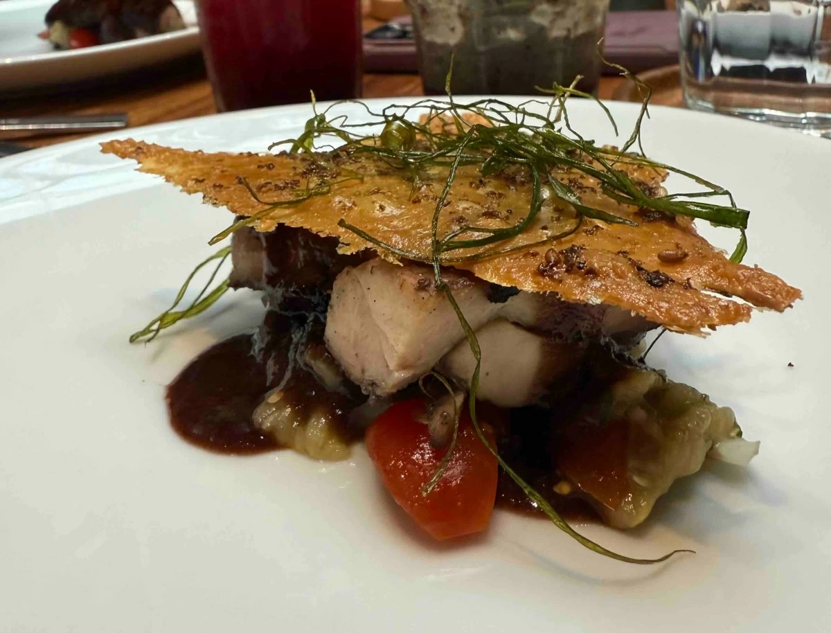 GRILL GLAZE Kahiba’s popular Chicken BBQ was given a twist by the addition of blueberry puree in the sauce.
