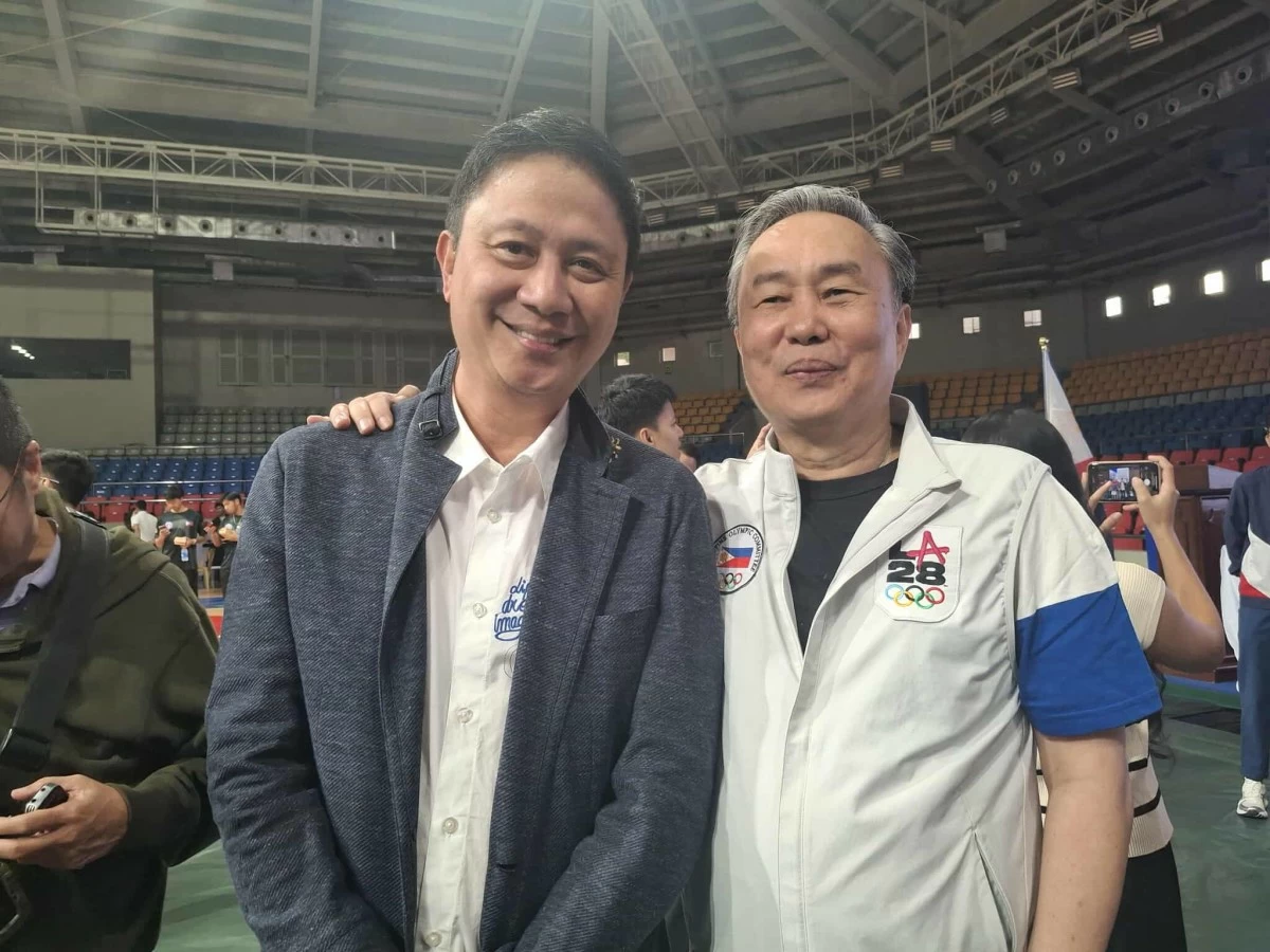 PSC Chairman Patrick "Pato" Gregorio, left, and POC President Abraham "Bambol" Tolentino.