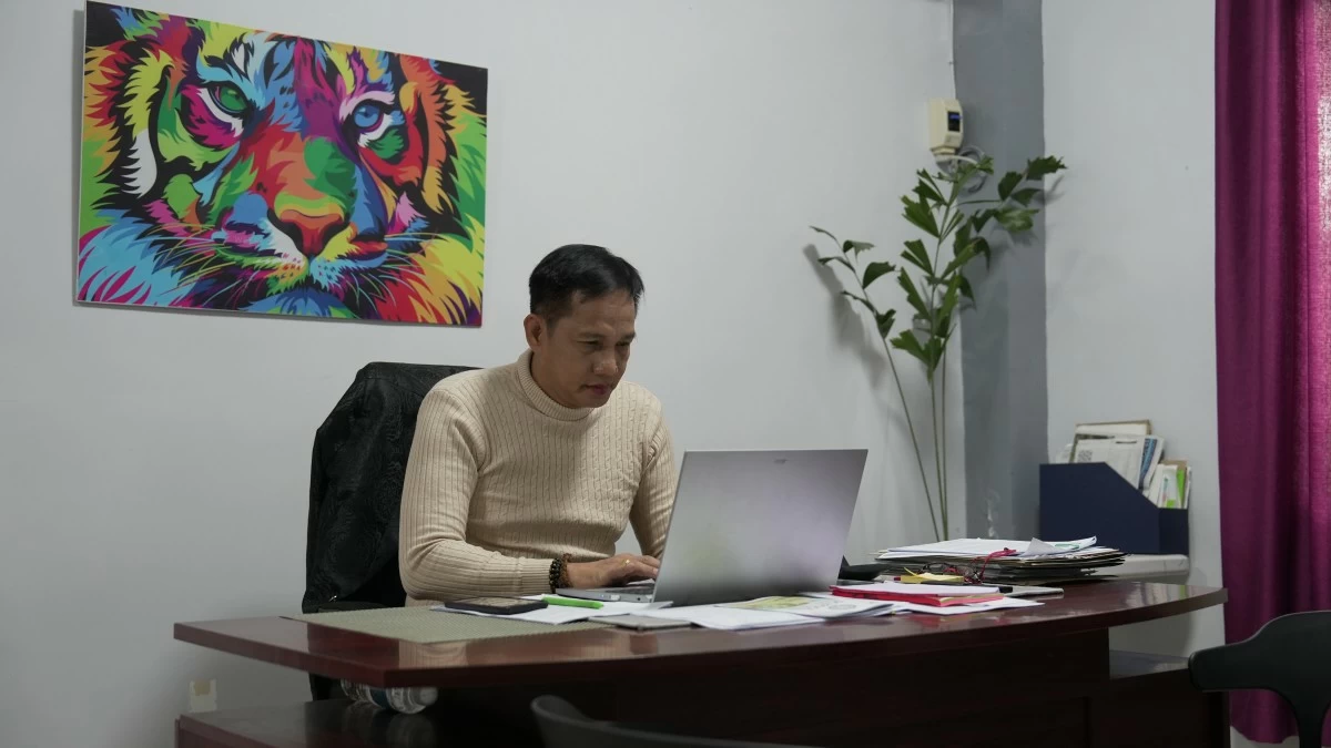 Principal of PSCES Mr. Ronaldo G. Cambell.