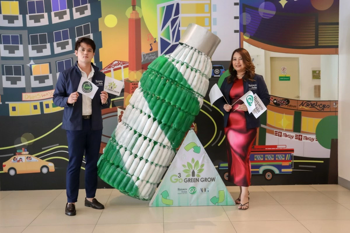 John Marc Salvador and Roselle Reyes