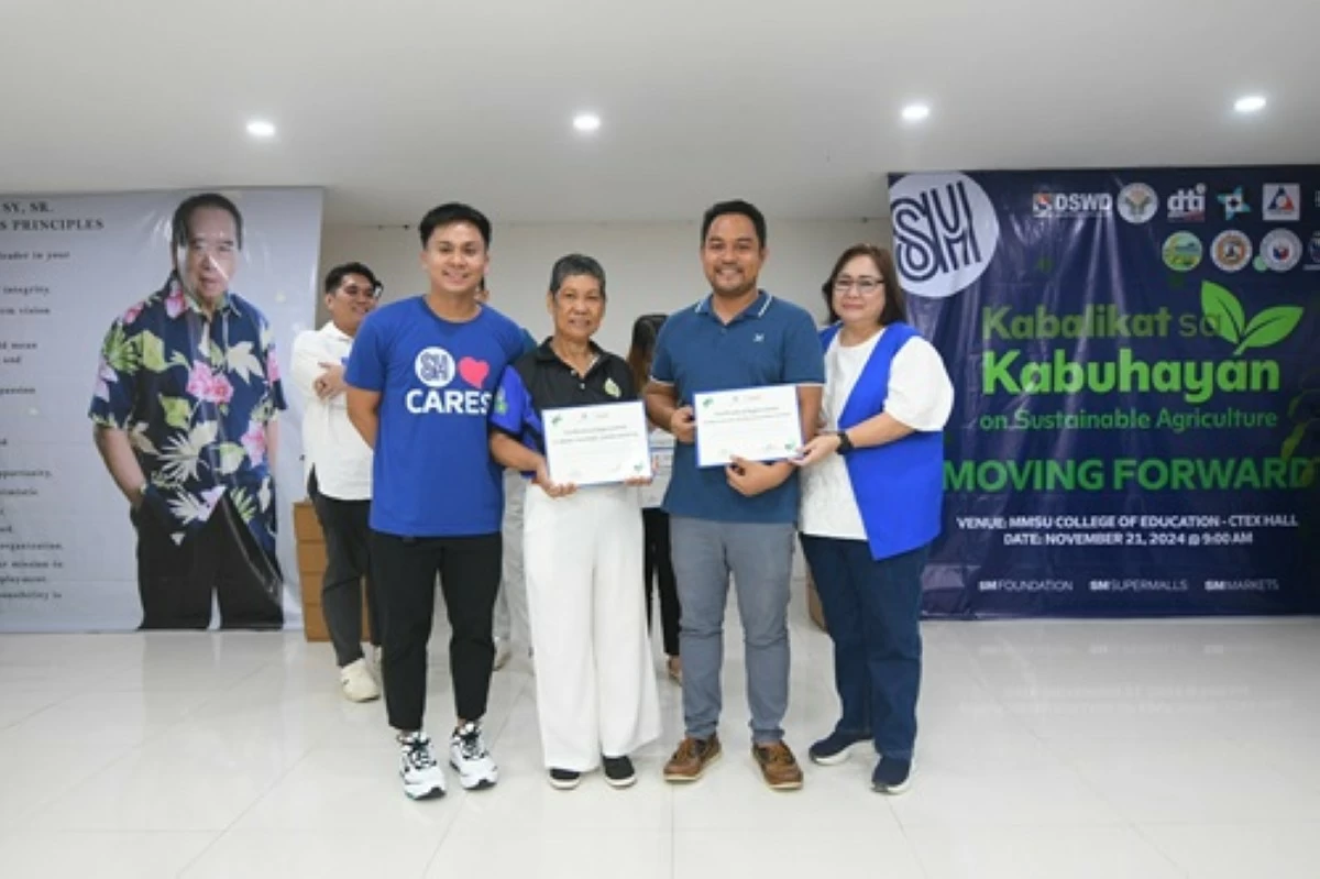 From left, SM City Laoag Assistant Mall Manager Gian Quiaoit, ‘Mushroom Queen’ Emma Tolentino, KSK graduate-turned-trainer John Lei Ganiron, and AVP for Outreach and Livelihood Cristine Angeles.
