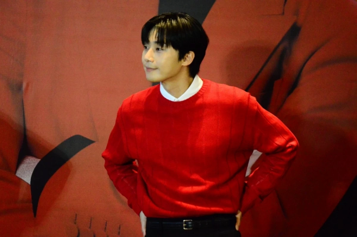 Korean star Park Seo Jun at the press conference for Century Tuna “Fit For Any Role: Park Seo Jun The Ultimate Fan Fest” on July 12 at the Marco Polo Ortigas Manila (Jonathan Hicap) 