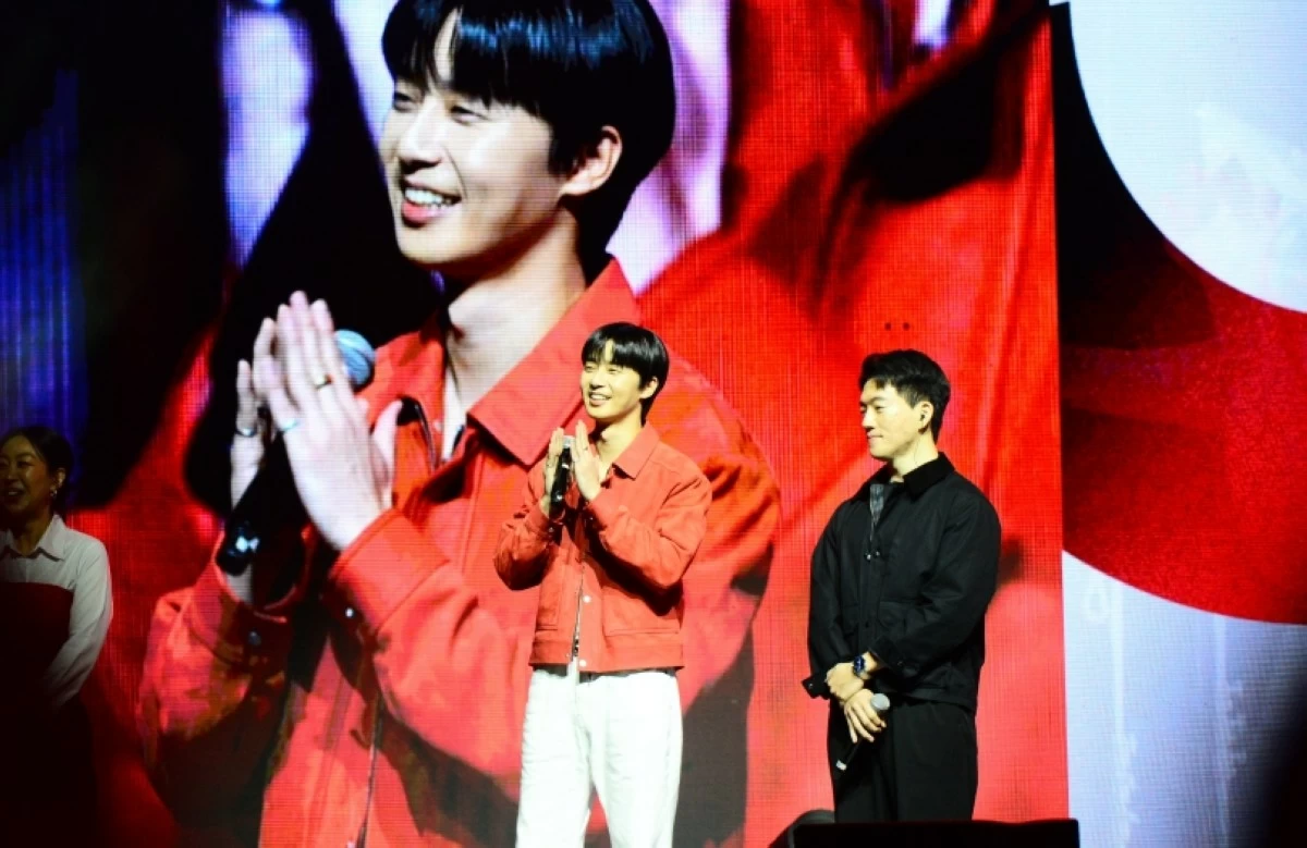 Korean star Park Seo Jun at the Century Tuna “Fit For Any Role: Park Seo Jun The Ultimate Fan Fest” on July 12 at the Araneta Coliseum (Jonathan Hicap) 