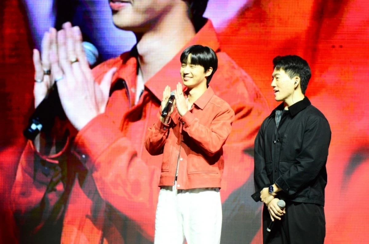 Korean star Park Seo Jun at the Century Tuna “Fit For Any Role: Park Seo Jun The Ultimate Fan Fest” on July 12 at the Araneta Coliseum (Jonathan Hicap) 