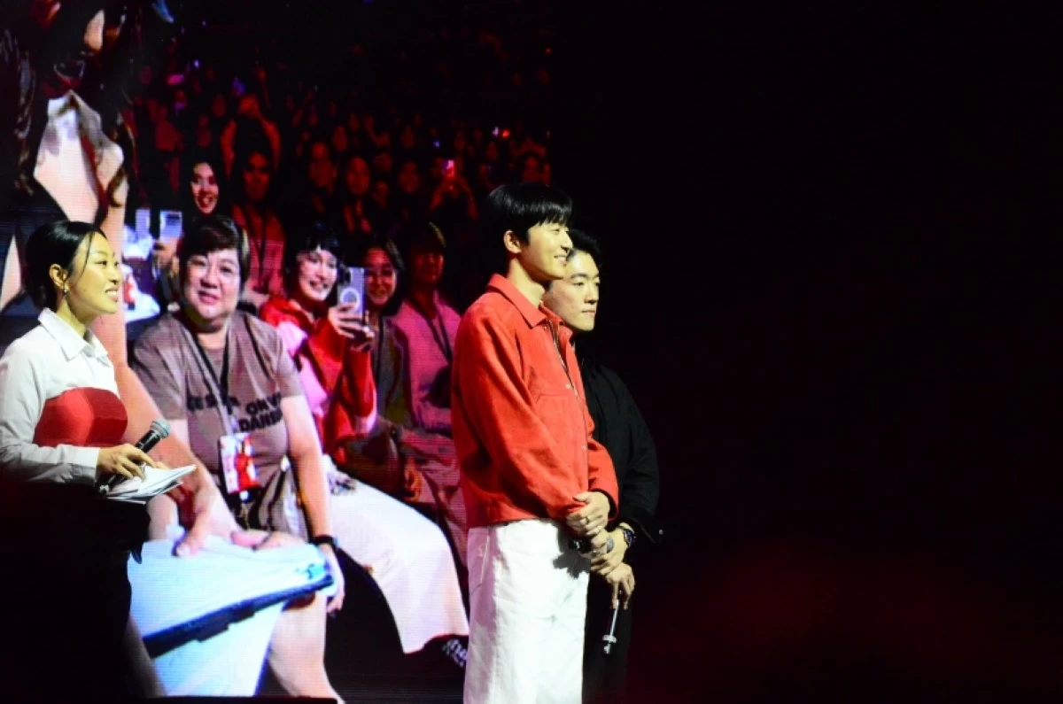 Korean star Park Seo Jun at the Century Tuna “Fit For Any Role: Park Seo Jun The Ultimate Fan Fest” on July 12 at the Araneta Coliseum (Jonathan Hicap) 