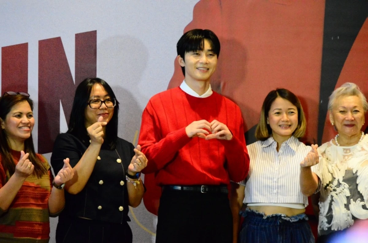 Korean star Park Seo Jun at the press conference for Century Tuna “Fit For Any Role: Park Seo Jun The Ultimate Fan Fest” on July 12 at the Marco Polo Ortigas Manila (Jonathan Hicap) 