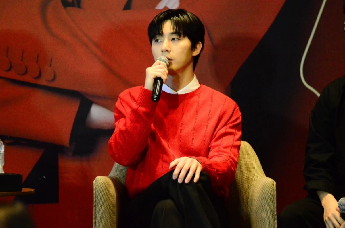 Korean star Park Seo Jun at the press conference for Century Tuna “Fit For Any Role: Park Seo Jun The Ultimate Fan Fest” on July 12 at the Marco Polo Ortigas Manila (Jonathan Hicap) 