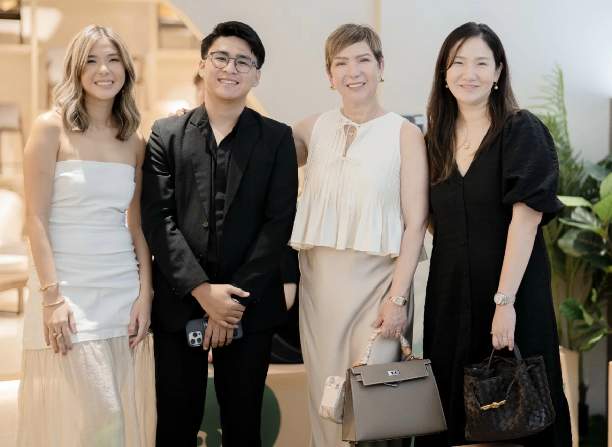 Mooni Managing Director Jam Chan Cua, Marketing Manger Christian Fronda, CEO Imelda Zulueta Chan, and Joyce Chan-Mabanta