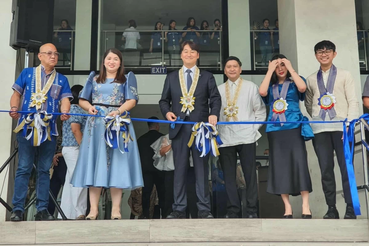 Marikina City Mayor Marjorie Ann  Teodoro (right) and Sakai City, Japan Mayor Masahiro Hashimoto (left) led the official opening of the Our Blooming Academy Marikina at the Marikina Convention Center on Monday, July 14, 2025. (Photos from Marikina LGU)