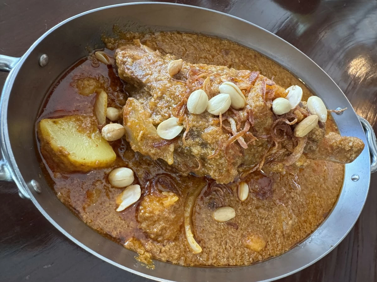 LAMB LUXURY Massaman Lamb Shank