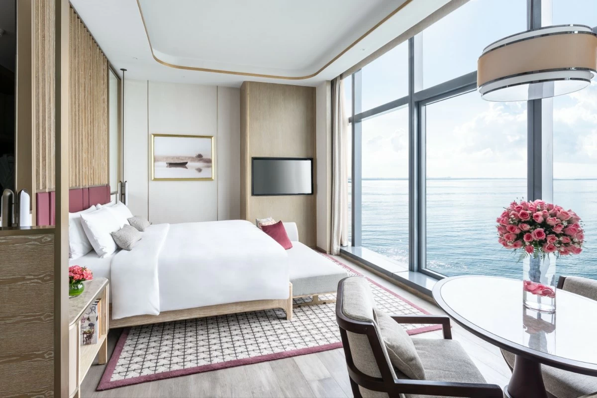 A Signature Room at Nustar Hotel Cebu offers Filipino luxury with Cebu Strait views, earning its Michelin nod.