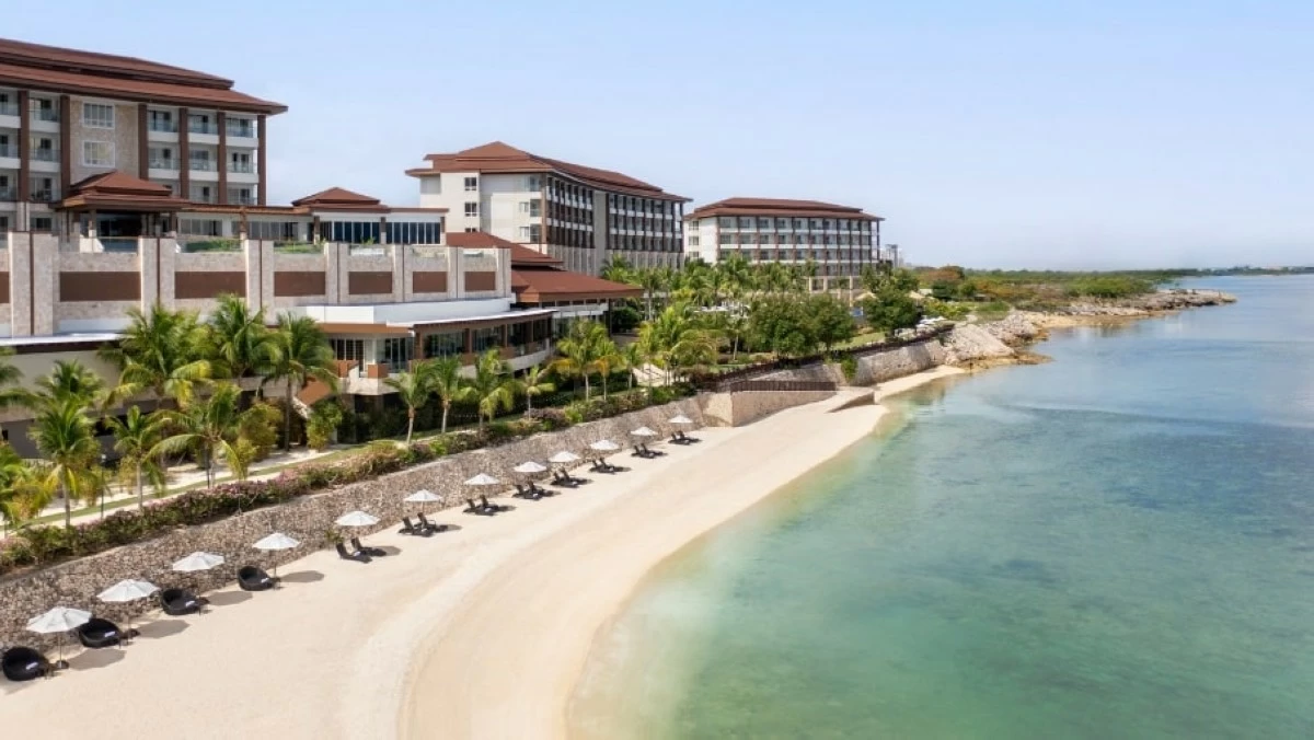 With its beachfront setting and Thai-Filipino hospitality, Dusit Thani Mactan Cebu offers a tropical escape recognized in the 2025 Michelin Guide list.