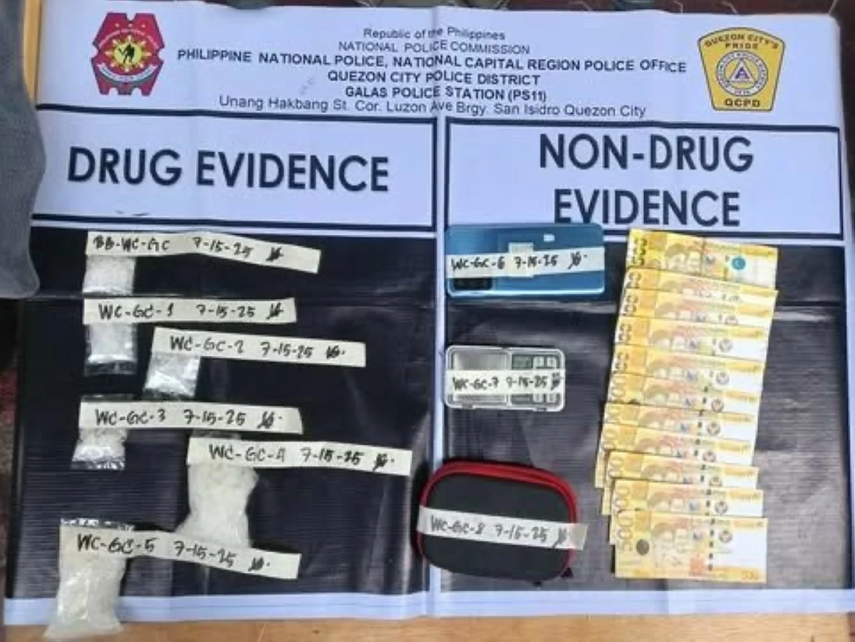 Pieces of evidence recovered from the suspect. (QCPD PIO) 