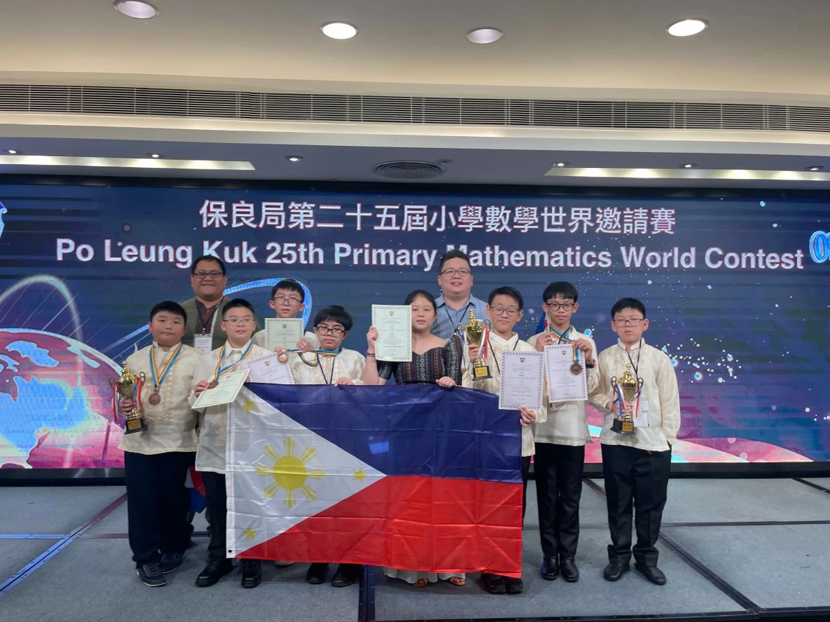 The Philippine delegation during the competition in Hong Kong.