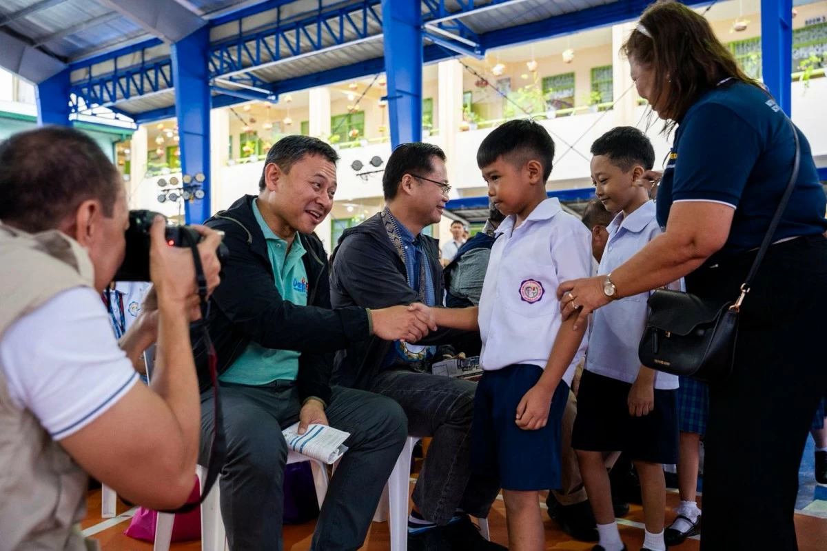 DepEd’s expanded feeding program marks a major step in the Marcos admin’s push for equitable education and child nutrition. (DepEd photo)