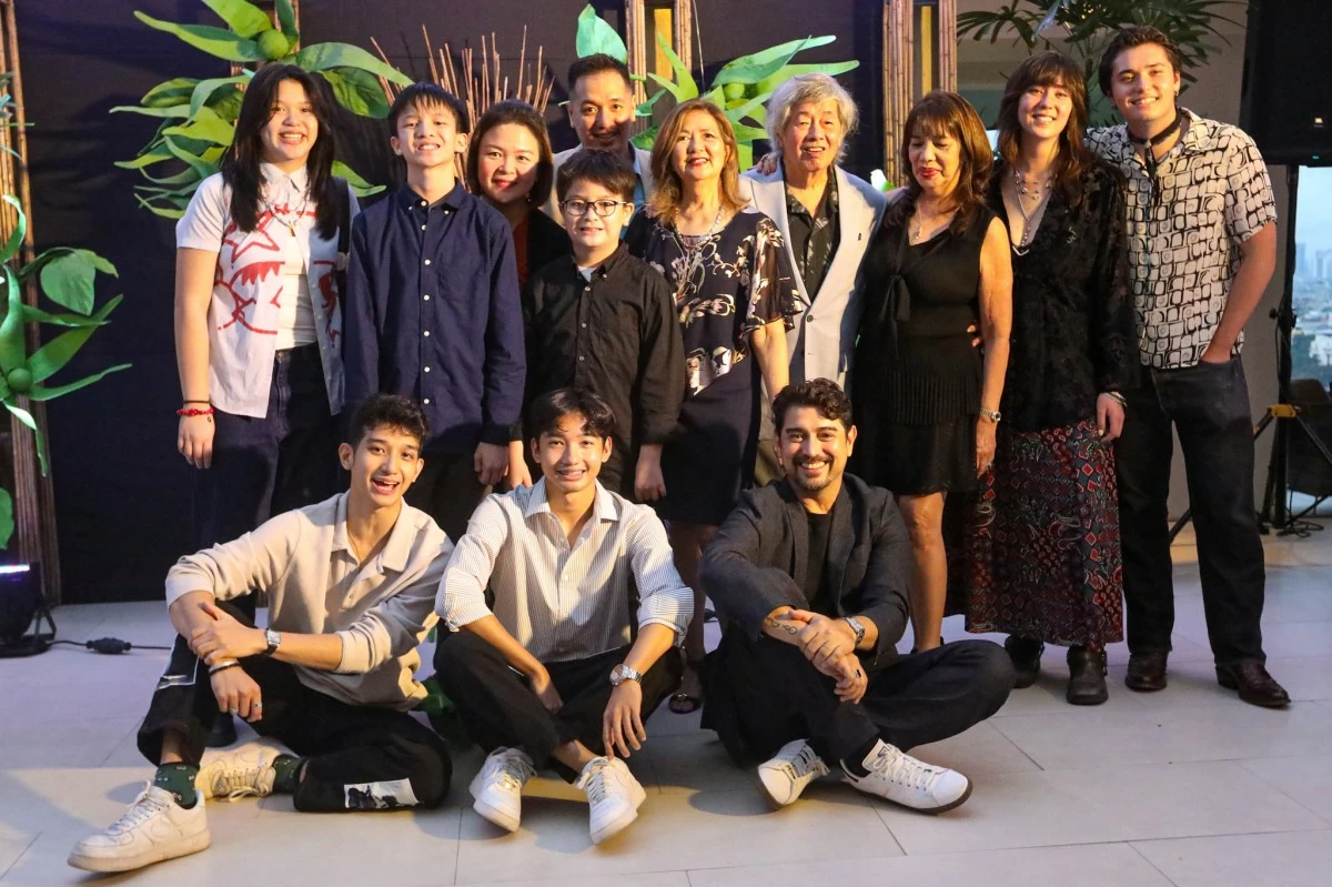 The Veneracion family (Standing) Dominique, Nathan, Merci, Magnus, Mikhail, Lety Lopez, Roy, Susan, Chelsea and Seth Munger (Seated) Draco, Duccio, and Ian 
