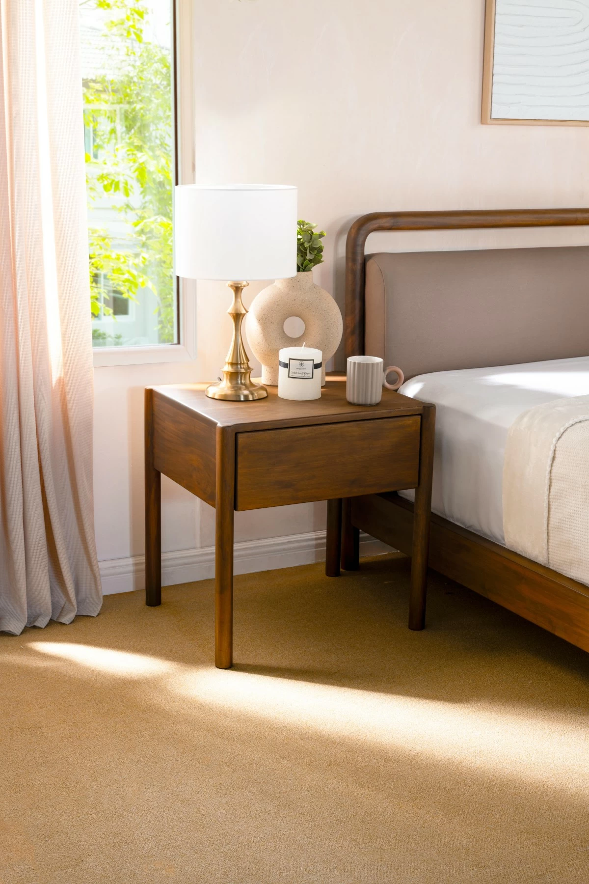 Fate bedside table, P7,495