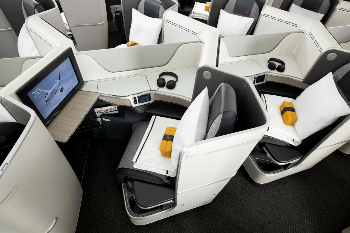 PAMPERED FLIGHT Air Canada's amenity kit