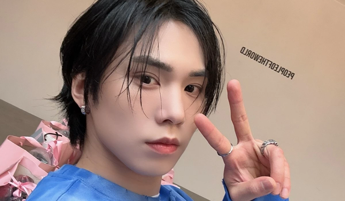 K-pop artist Rocky (X)