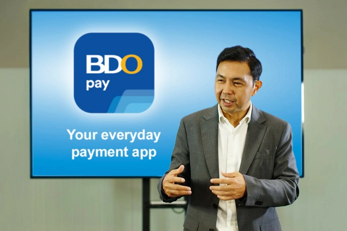 Roy L. Villareal, BDO Unibank's head of Digital Banking, gave an app demonstration during an interview with the Manila Bulletin.
