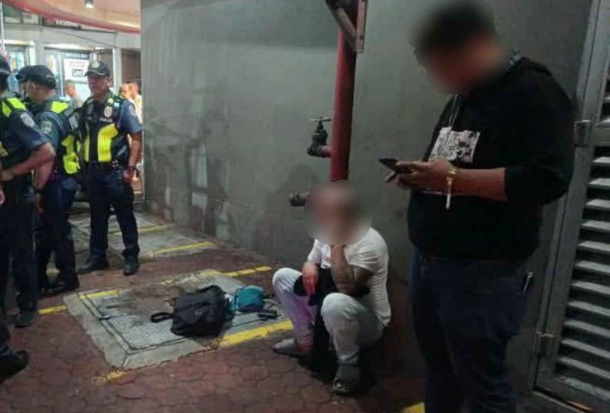 The two suspects (Photo from the Pateros municipal government)  