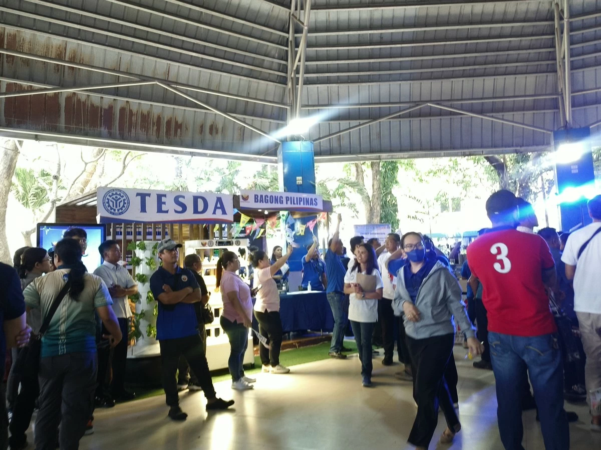 Malabon City residents on Tuesday, July 29, provided with free laboratory services, medicines, and other government assistance through the national government’s “Lab for All: Laboratoryo, Konsulta at Gamot Para sa Lahat '' program, aimed at ensuring that quality healthcare services are accessible to all Filipinos. (Photo by Hannah Nicol)