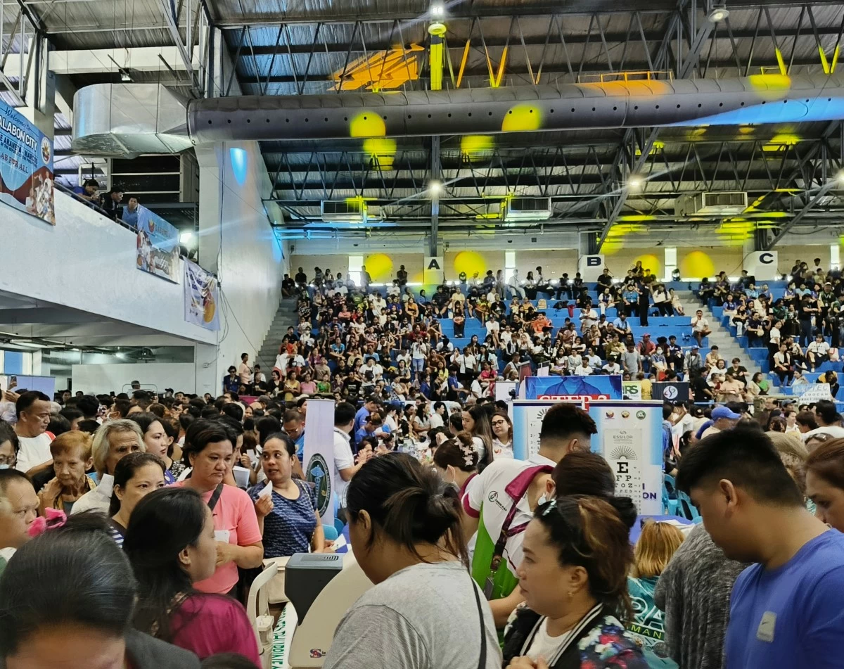 Malabon City residents on Tuesday, July 29, provided with free laboratory services, medicines, and other government assistance through the national government’s “Lab for All: Laboratoryo, Konsulta at Gamot Para sa Lahat '' program, aimed at ensuring that quality healthcare services are accessible to all Filipinos. (Photo by Hannah Nicol)