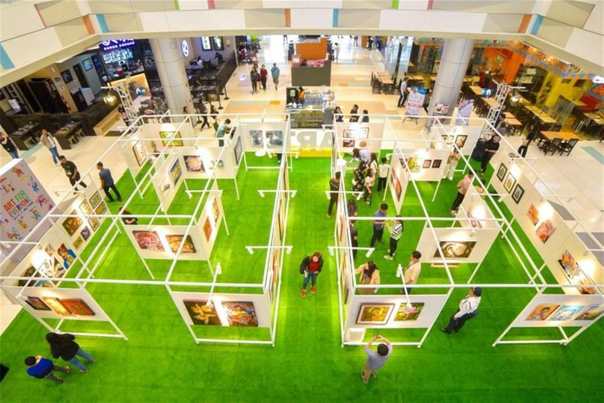 ART FINDS HOME. SM City Baliwag launches a platform for both seasoned and budding Bulacan artists to connect with the public and sell their works.
