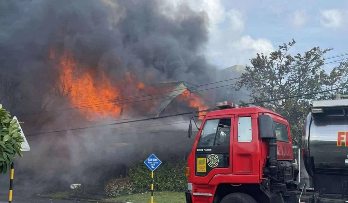The fire in Alabang Hills Village in Barangay Cupang, Muntinlupa on July 29 (Photo from the Muntinlupa City Department of Disaster Resilience and Management)
