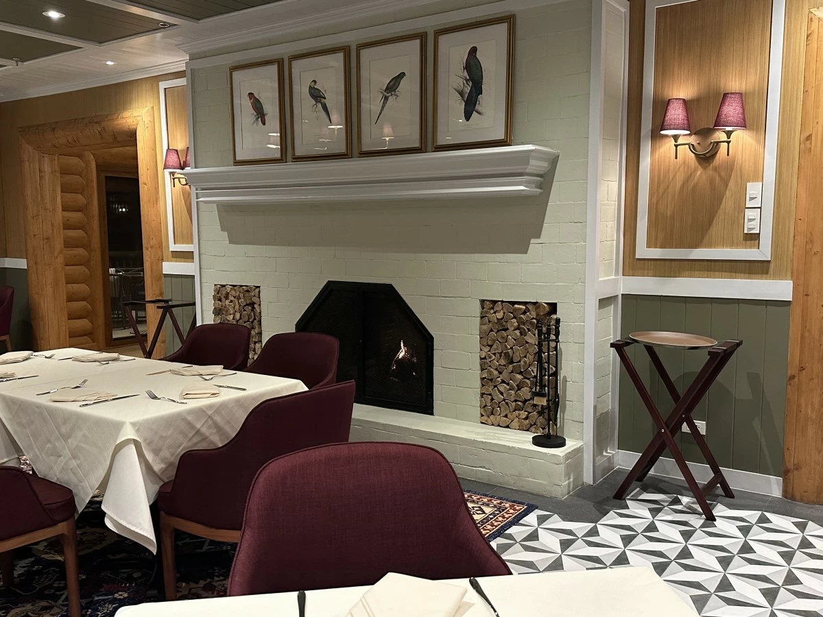 La Réserve continental restaurant