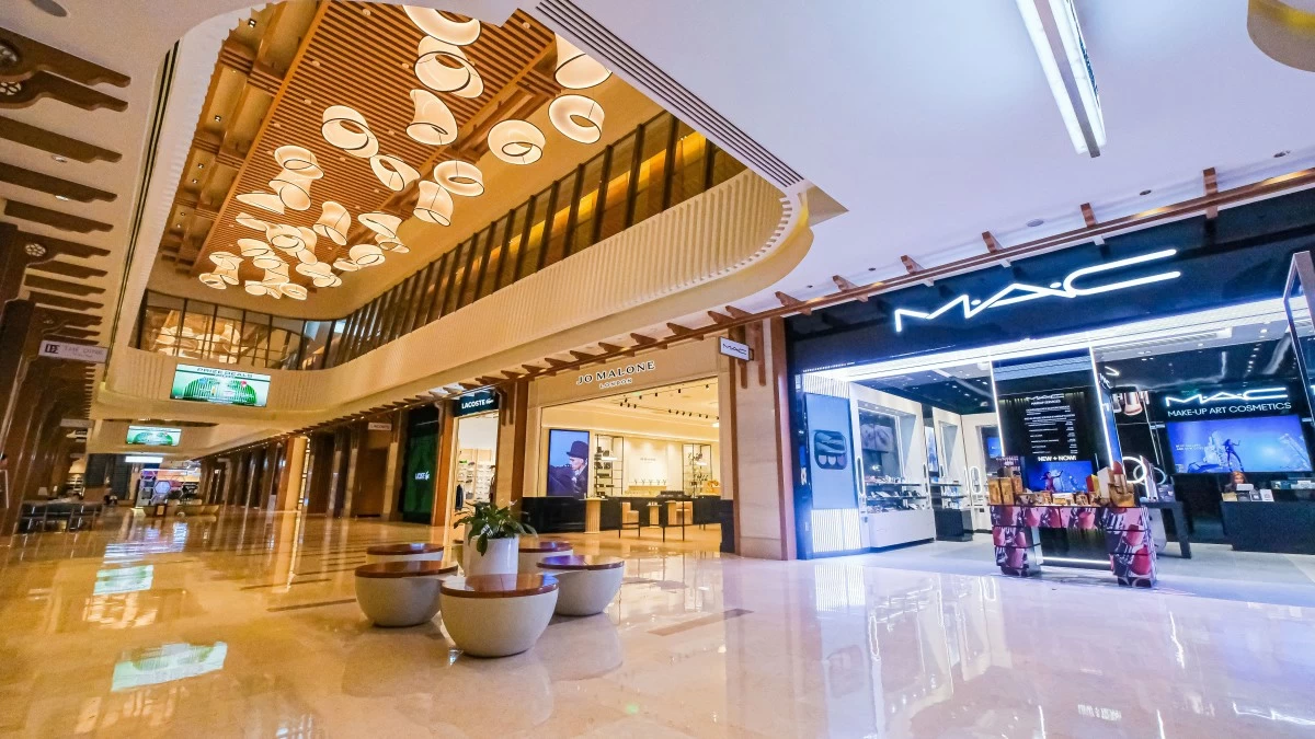 SHOPAHOLIC NEEDS Find luxury items with ease at the 8th Avenue Lifestyle Mall