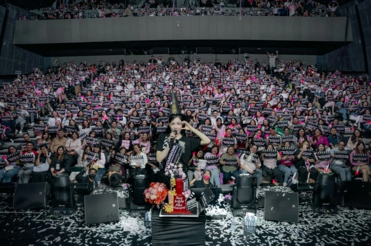 Tiffany Young at her “Here for You” Fan Concert Tour in Manila on July 27 at the Samsung Hall of SM Aura Premier (Photo from L-Squared Productions).