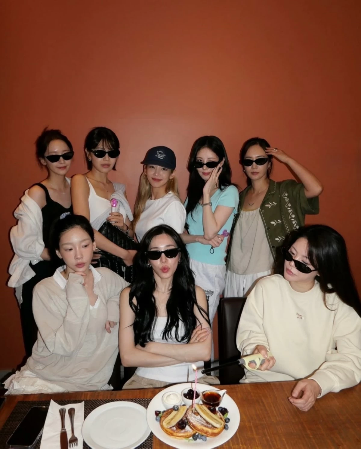 Tiffany Young marked her birthday on Aug. 1 with fellow members of Girls' Generation (Instagram) 