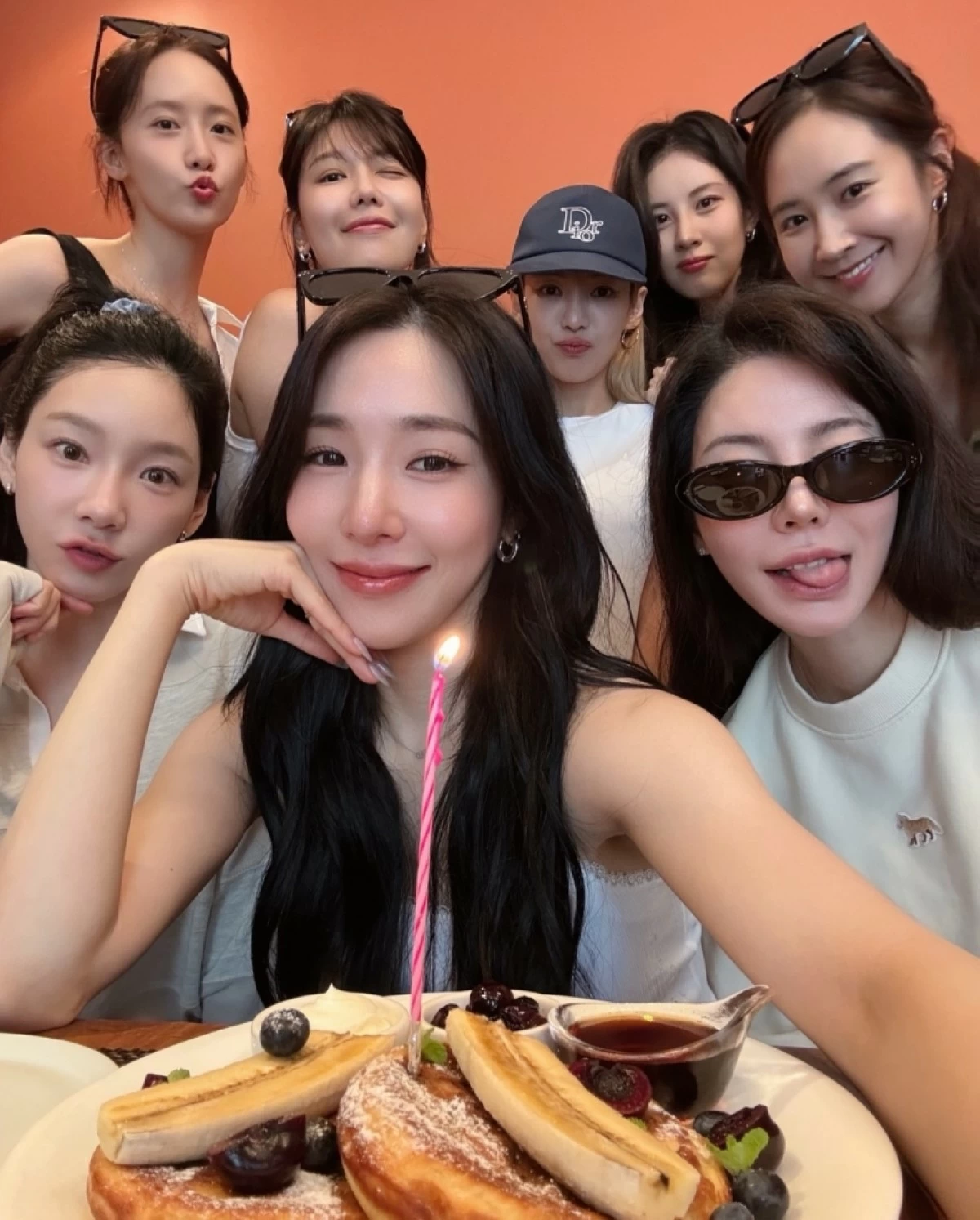 Tiffany Young marked her birthday on Aug. 1 with fellow members of Girls' Generation (Instagram) 