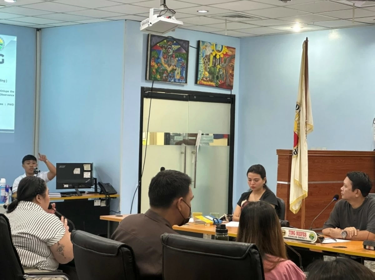 The public hearing conducted by the Muntinlupa City Council's e Committee on Person with Disability on July 31 about the Starbucks incident (Photo from Muntinlupa, My Hometown)