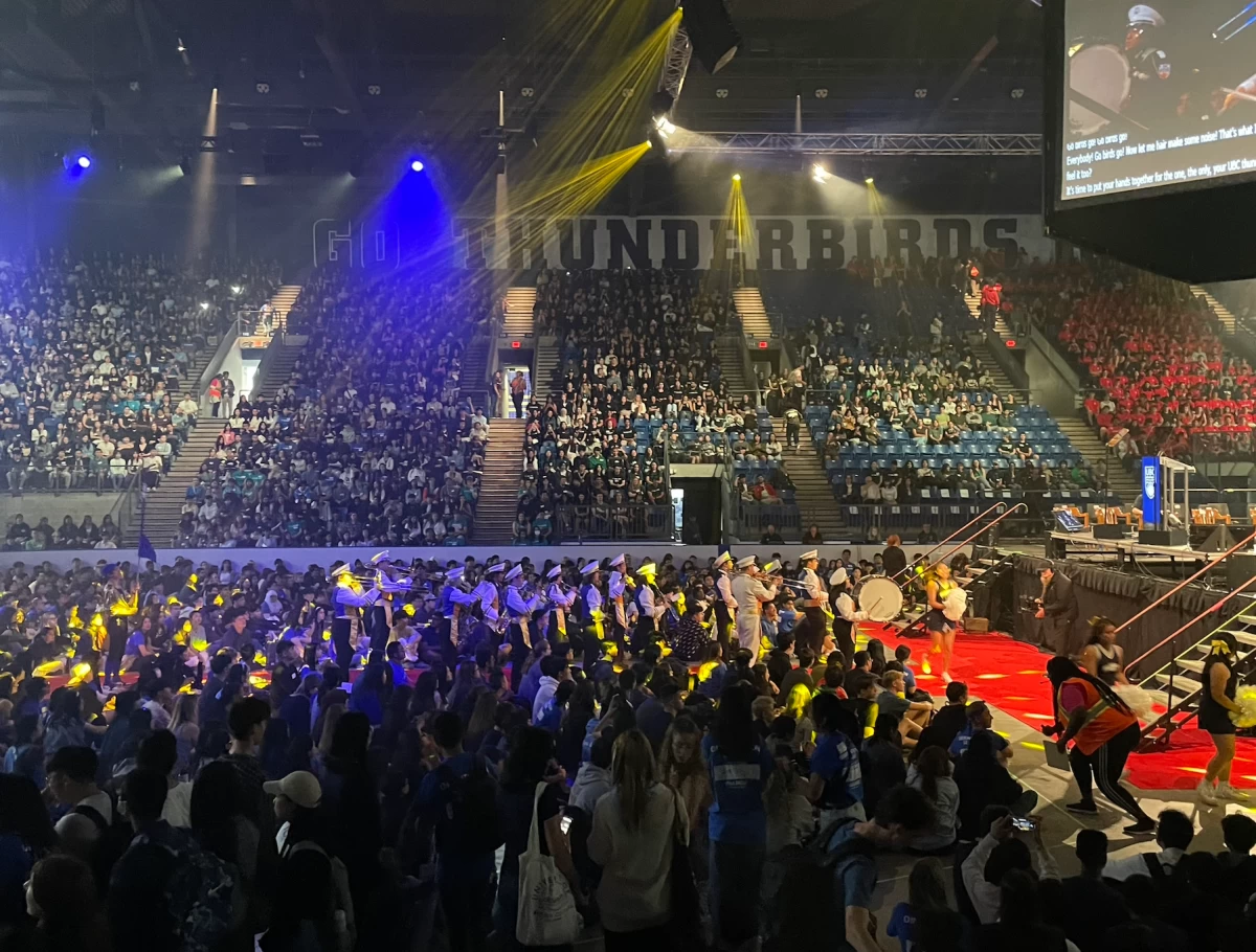 WELCOME TO UBC The day-long program replaces the first day of classes, allowing students to celebrate the transition towards a new journey, find a community, and hear from the deans of faculty about the learning experiences they will gain along the way.