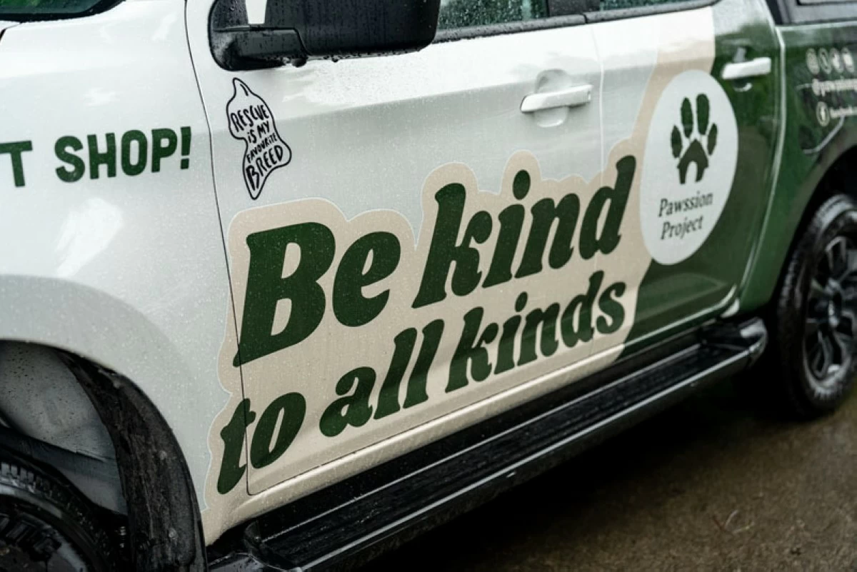 The vehicle's special livery was designed by local artist, Jaykee Evangelista.