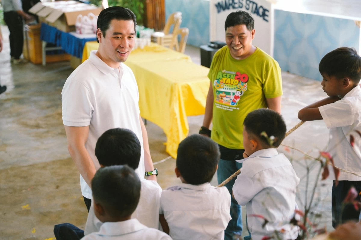 Puregold President Vincent Co’s advocacy includes providing support for the education of Filipino children.