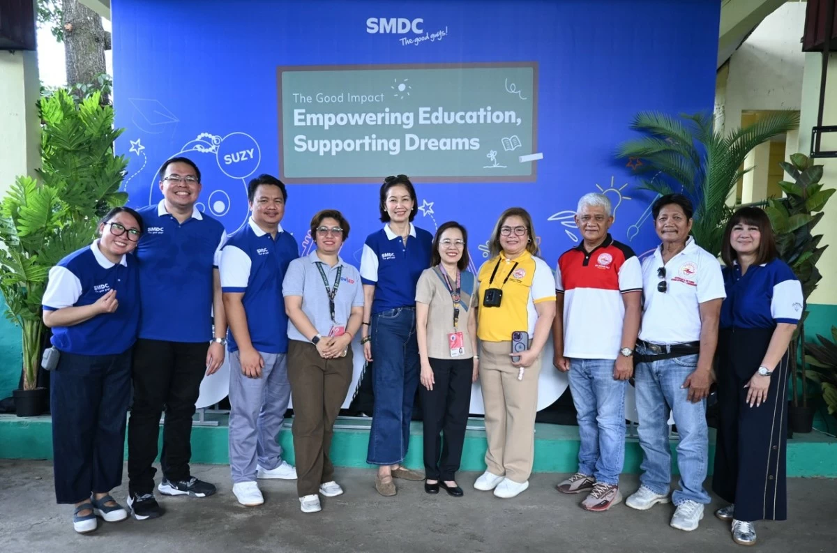 SMDC Executives with representatives from DepEd, Barangay Cutcut, and Cutcut Elementary School during the “Balik-Eskwela with the Good Guys” school outreach—an initiative under SMDC’s Empowering Communities pillar of its “Live Good, Do Good” sustainability program. From left to right: Pamela Ann P. De Guzman (AVP, Project Development and Management), Joseph Lawrence E. Cruz (AVP, Project Development and Management), Adonis Abril C. Camarinas (Senior Project Development and Management Manager), Princess Maniti (DepEd Representative), Grace Evangeline M. Sta. Ana (EVP, Head of Core Operations, SMDC), Vilma Liao (Principal, Cutcut Elementary School), Thelma Indiongco (Administrator, Brgy. Cutcut), Marcelino Palo (Kagawad, Brgy. Cutcut), Crisanto De Leon (President, Senior Citizens Brgy. Cutcut), and Rosita Jimenez (AVP for Marketing, SMDC).