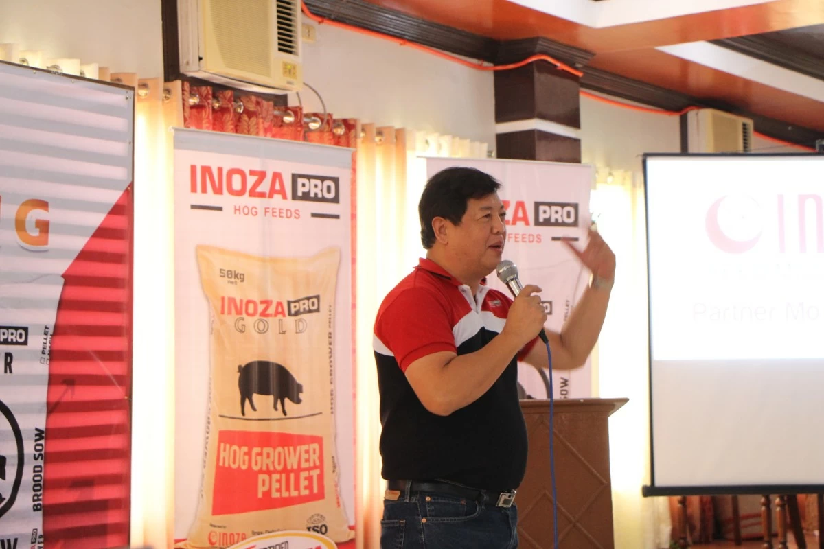 Engr. Val Manzo, President and General Manager of Inoza Feeds, outlines key growth initiatives and strategic objectives during a recent planning session
