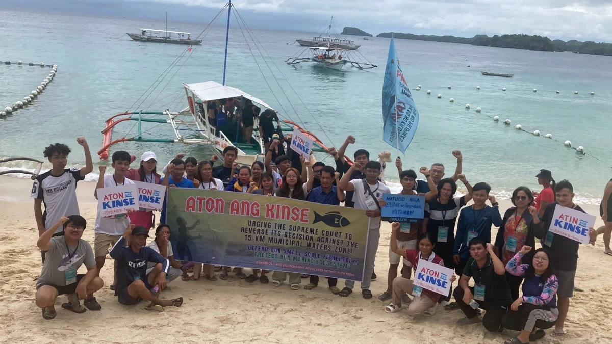 'Aton ang Kinse' network stages a protest in an effort to reverse the SC ruling. (Photos courtesy of Pamalakaya Pilipinas)