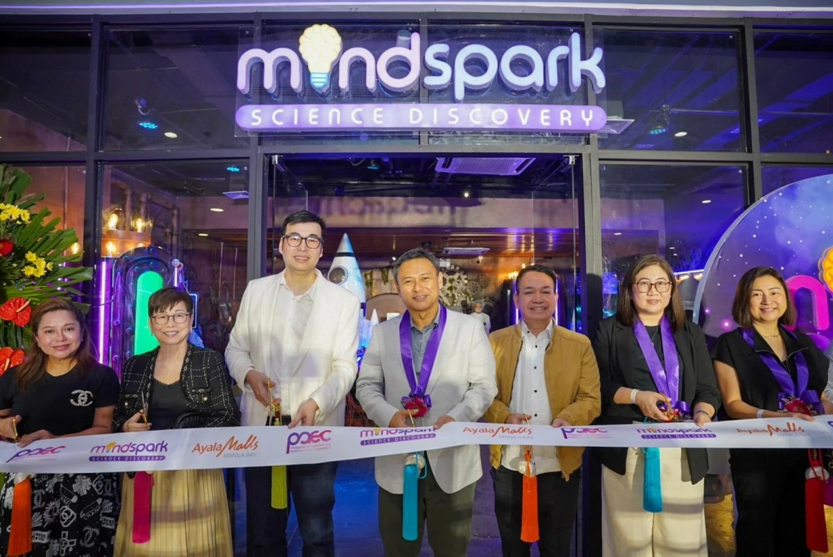 A FIELD TRIP LIKE NO OTHER. MindSpark features themed rooms, rocket launches, AI robotics, and more, making it a top destination for experiential learning. (Photo from DepEd) 