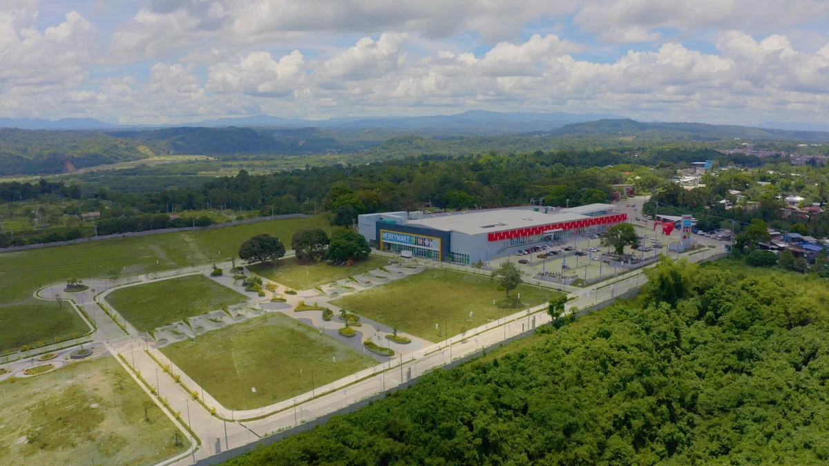 Aerial view of Northtown Center (Back) 