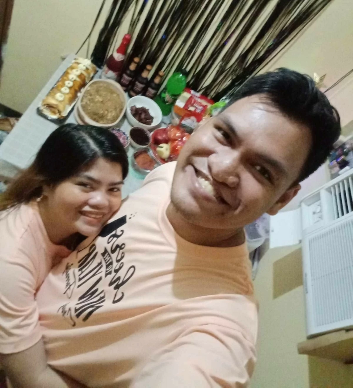 PWD couple Daniel and Marivic Cruz (Photo from Marivic Cruz's Facebook account) 
