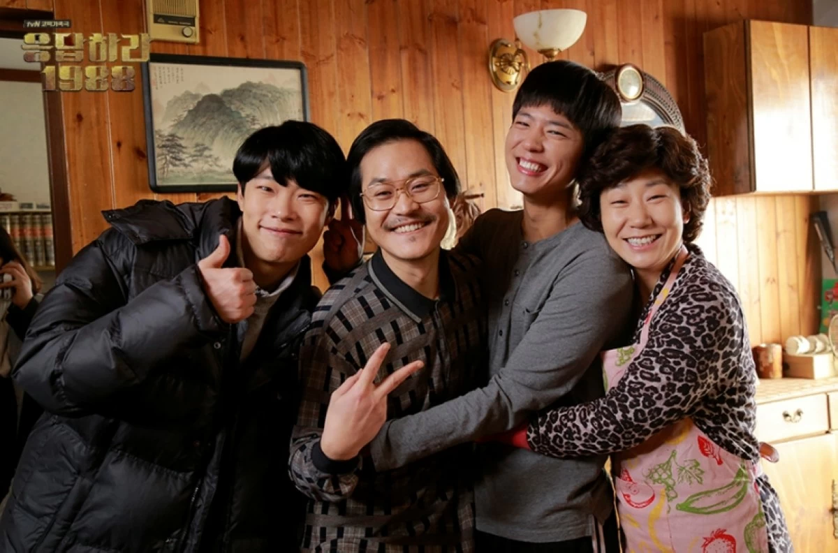 (From left) Ryu Jun-yeol, Kim Sung-kyun, Park Bogum and Ra Mi-ran in 
