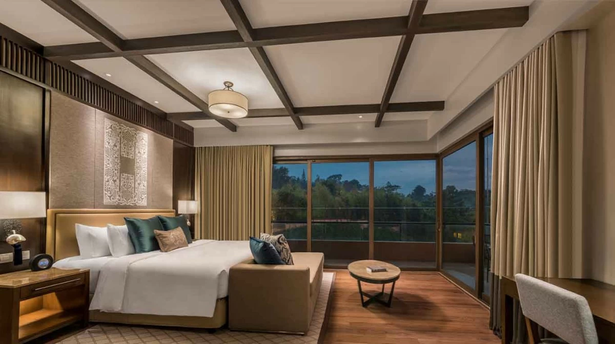 WHAT A VIEW Anya Veranda Suite's bedroom